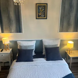 Bed & Breakfast The Lighthouse A Louer, Chateaulin